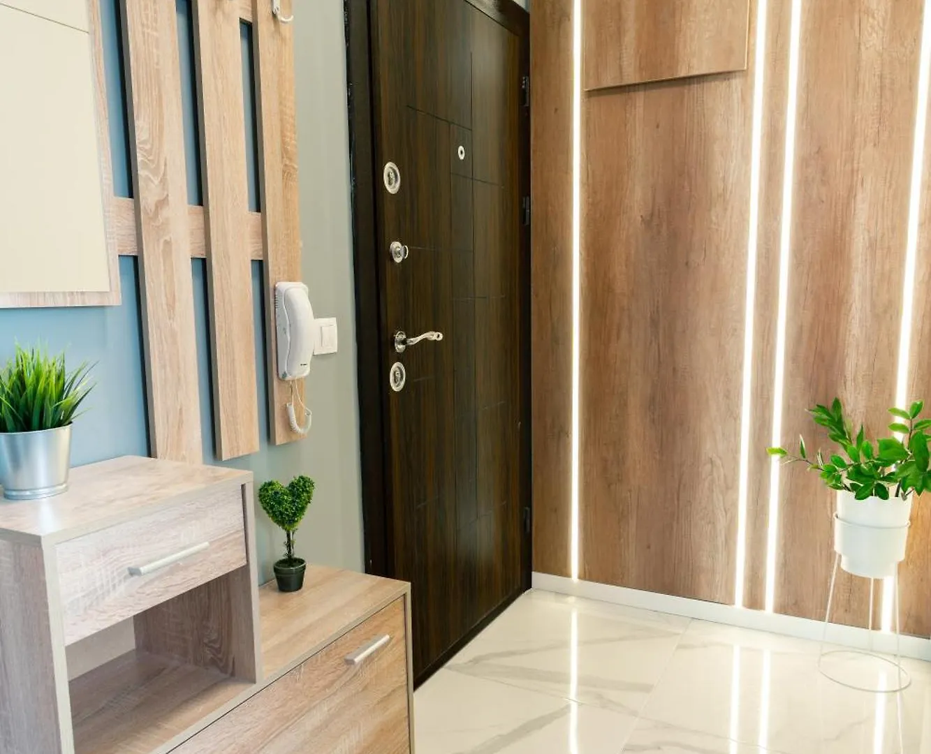 Sky Residence Burgas With Free Garage - Sky Apartments ブルガス
