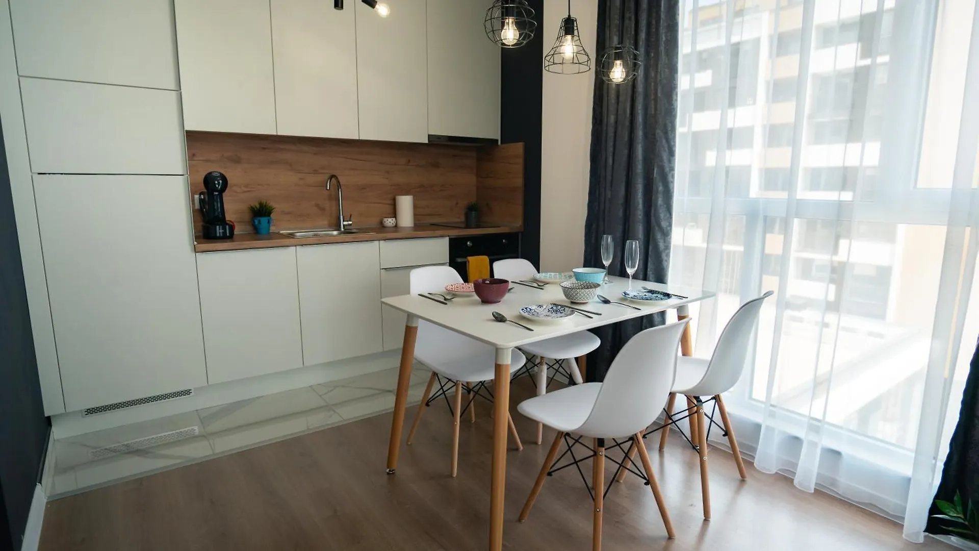 Sky Residence Burgas With Free Garage - Sky Apartments ブルガス ブルガリア